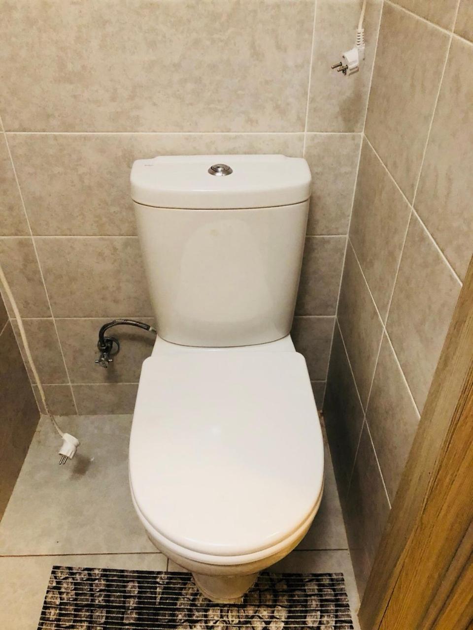 Comfortable Apartment Near Metro Jarkov Exterior foto
