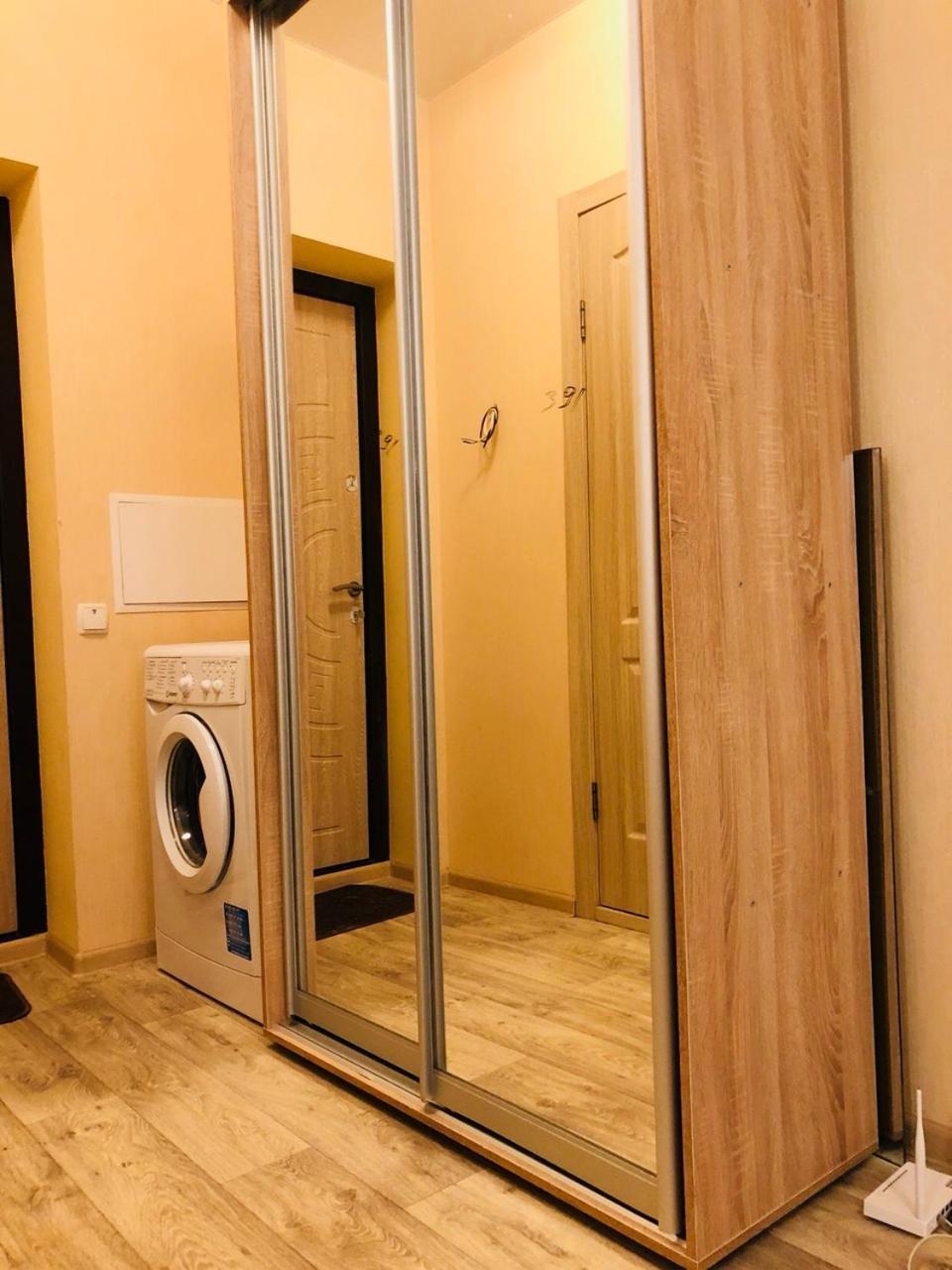 Comfortable Apartment Near Metro Jarkov Exterior foto